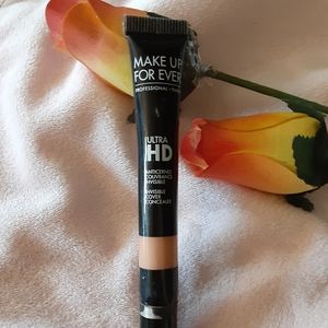 Makeup forever ultra hd concealer